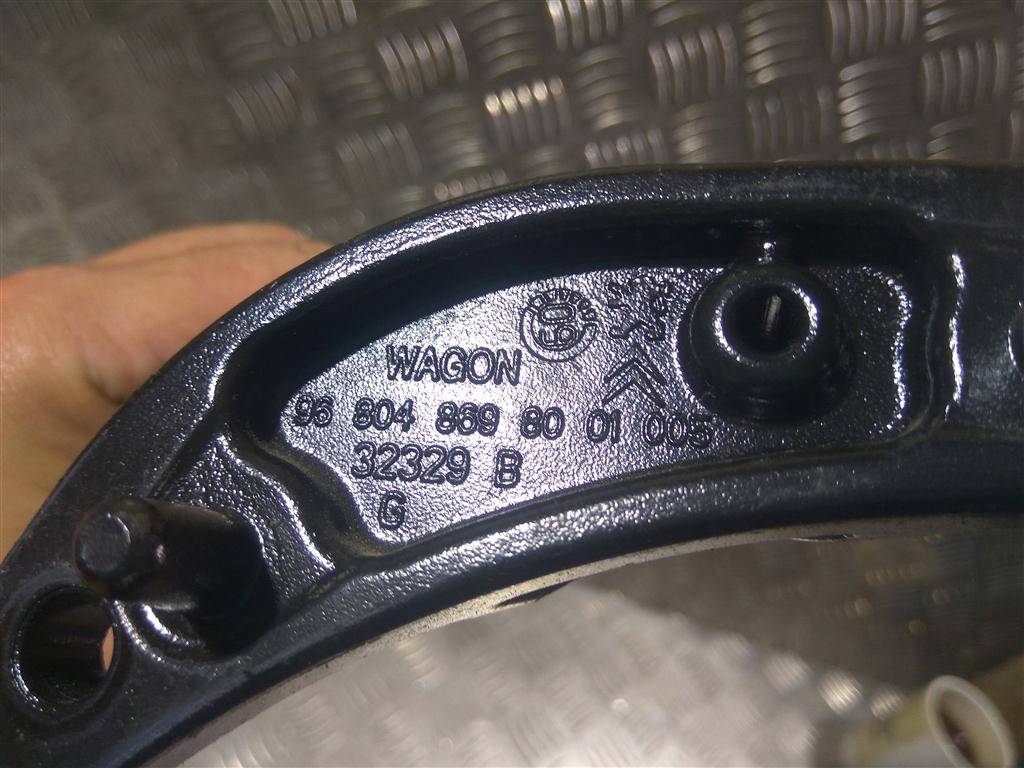 ролик двери сдвижной Citroen Berlingo  9033AZ, 750 рублей, Москва