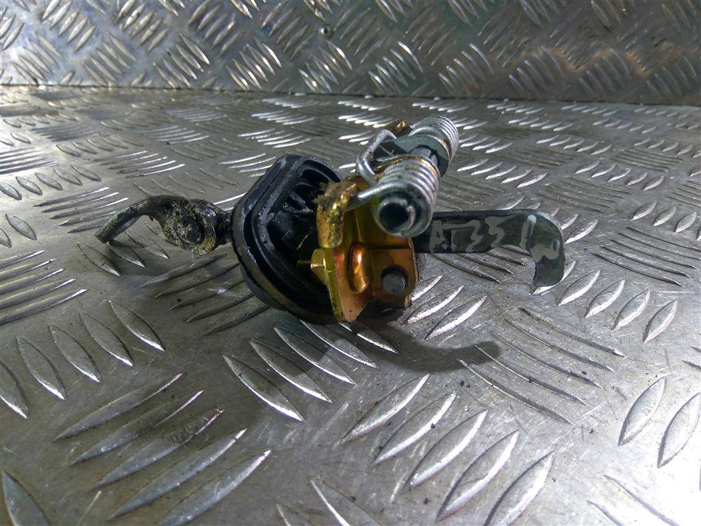 ограничитель двери Renault Kangoo  7700303548, 750 рублей, Москва