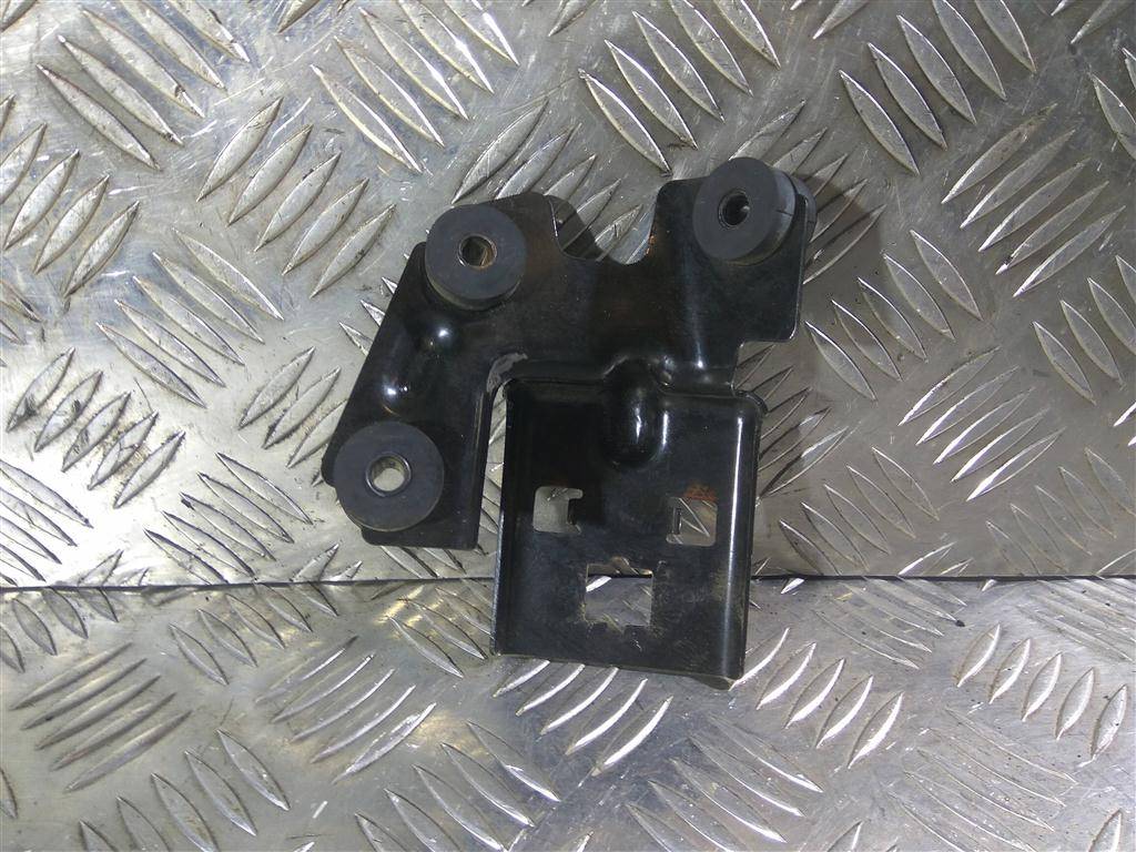 кронштейн бачка гидроусилителя руля Hyundai Grand Starex  572204H000, 750 рублей, Москва