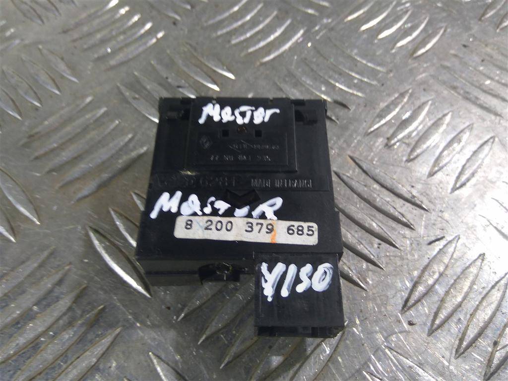 кнопка регулировки фар Renault Master  8200379685, 750 рублей, Москва