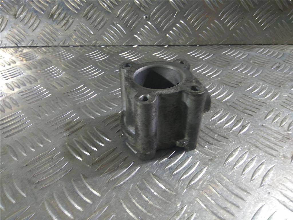 фланец двигателя Renault Master  8201001358, 630 рублей, Москва