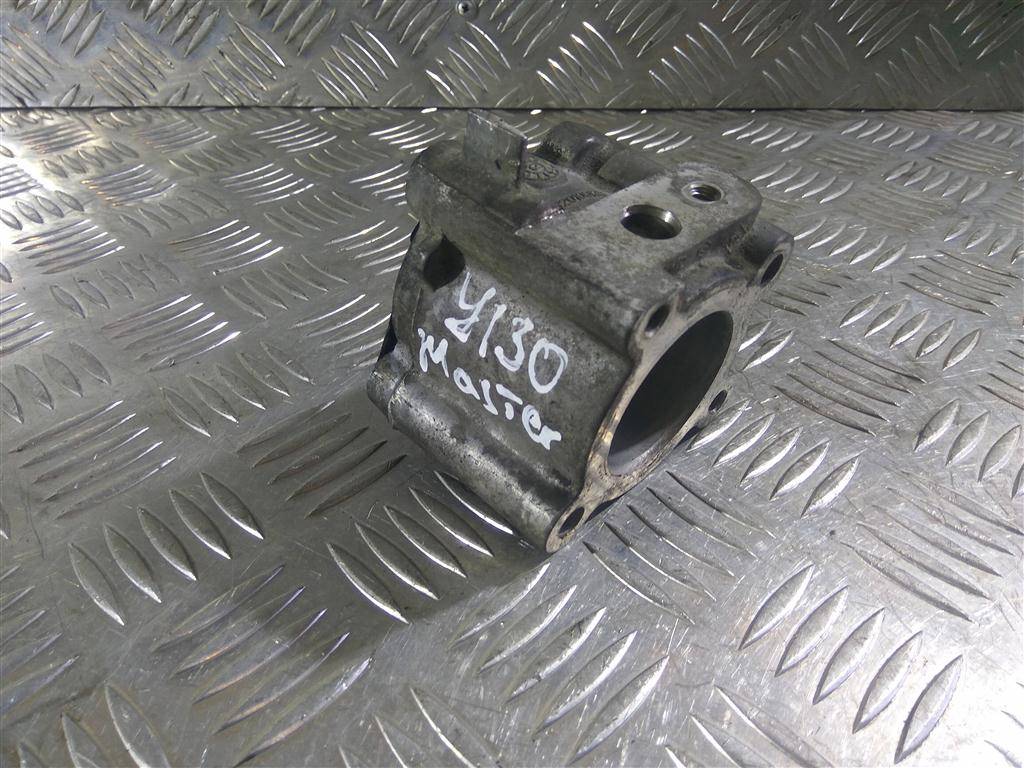 фланец двигателя Renault Master  8201001358, 630 рублей, Москва