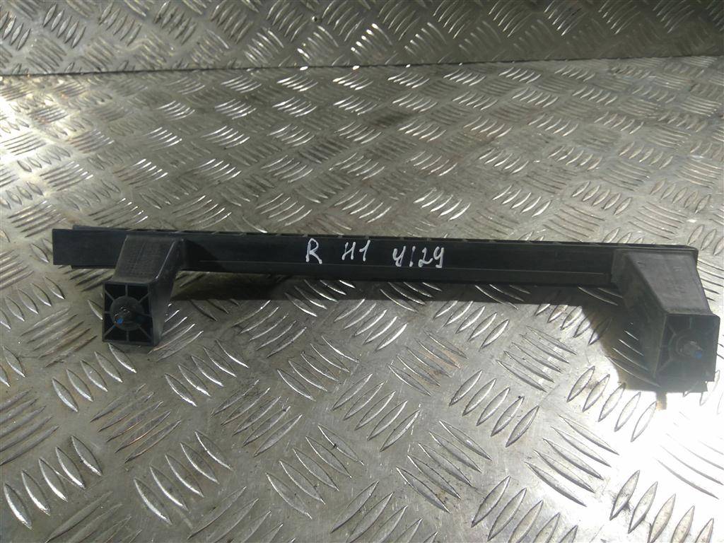 направляющая стекла двери Hyundai Grand Starex  825604H000, 750 рублей, Москва