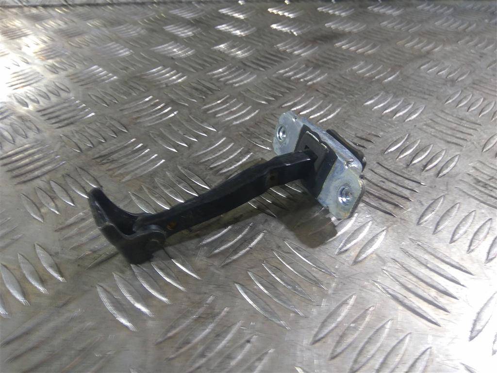 ограничитель двери Hyundai Grand Starex  793904H000, 750 рублей, Москва
