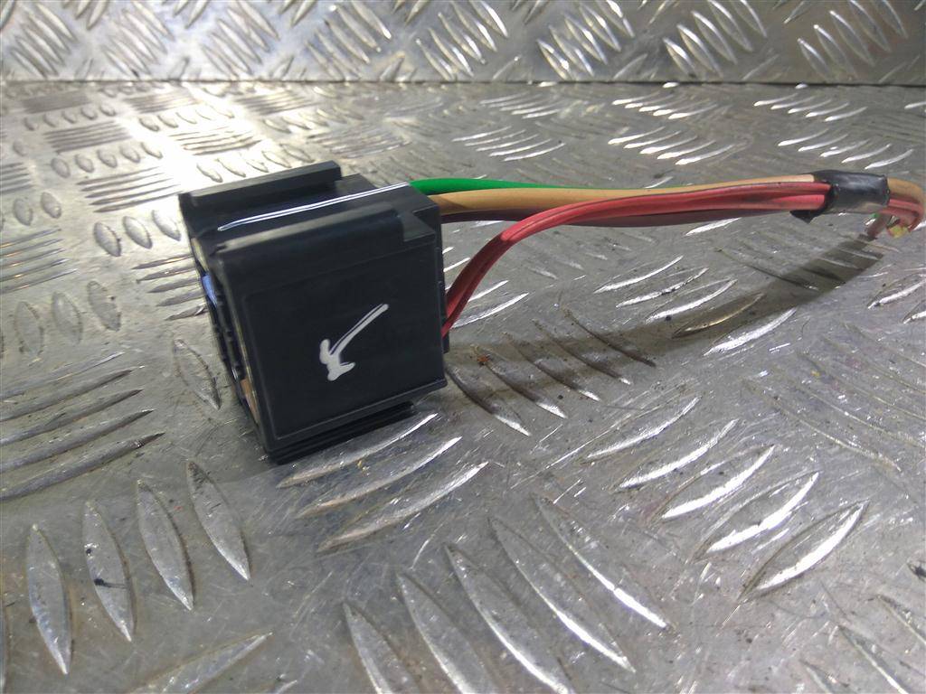 блок предохранителей Renault Master  7703297576, 750 рублей, Москва