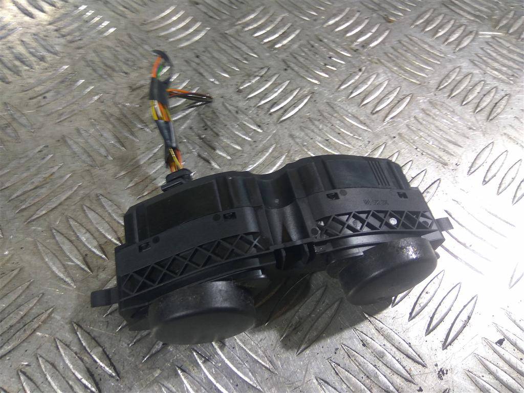 блок кнопок FORD Tourneo Connect  4506653, 520 рублей, Москва