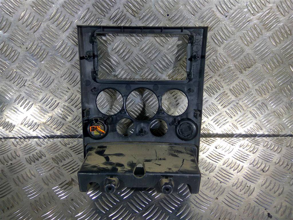 накладка торпедо FORD Tourneo Connect  4397110, 1550 рублей, Москва