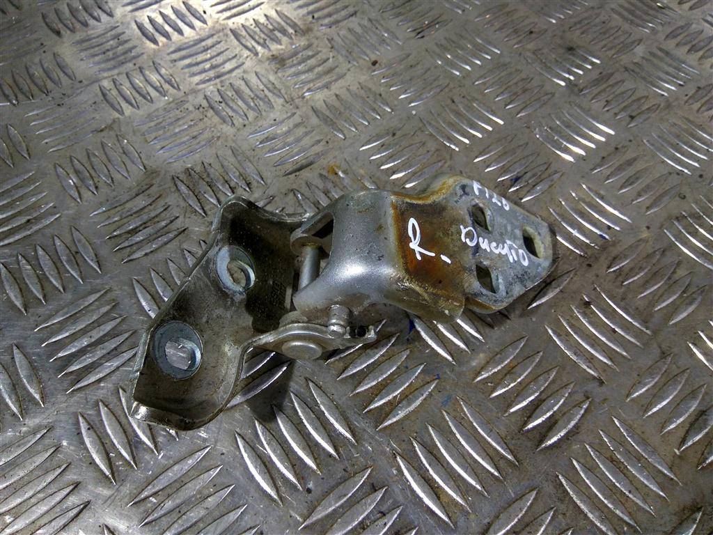 петля двери Fiat Ducato  1350621080, 980 рублей, Москва