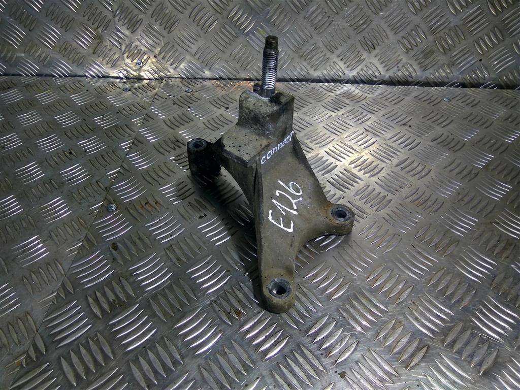 кронштейн кпп FORD Tourneo Connect  5127454, 750 рублей, Москва