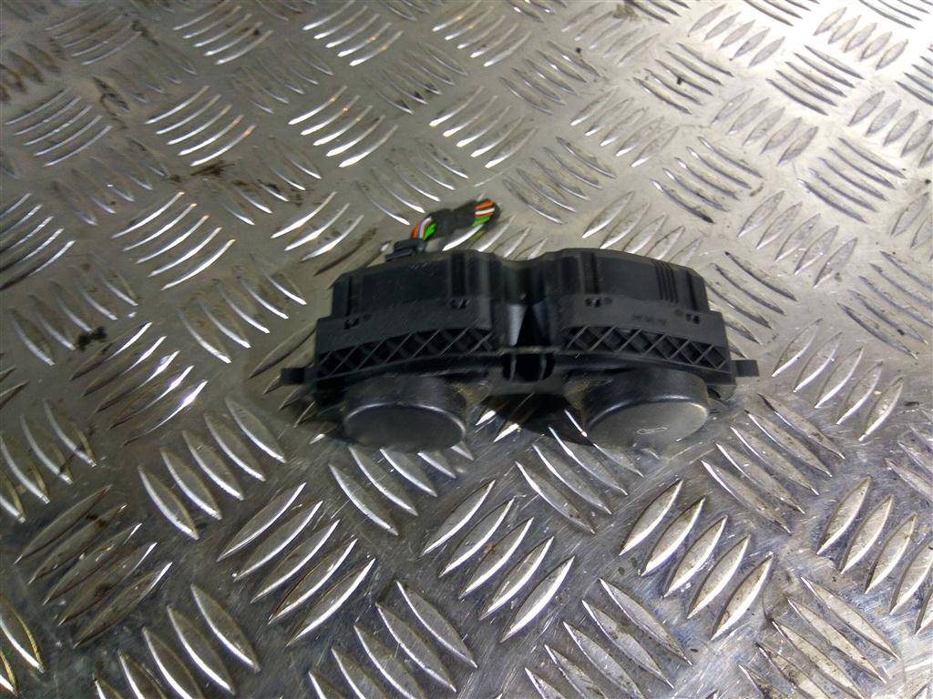 блок кнопок FORD Tourneo Connect  4506653, 520 рублей, Москва