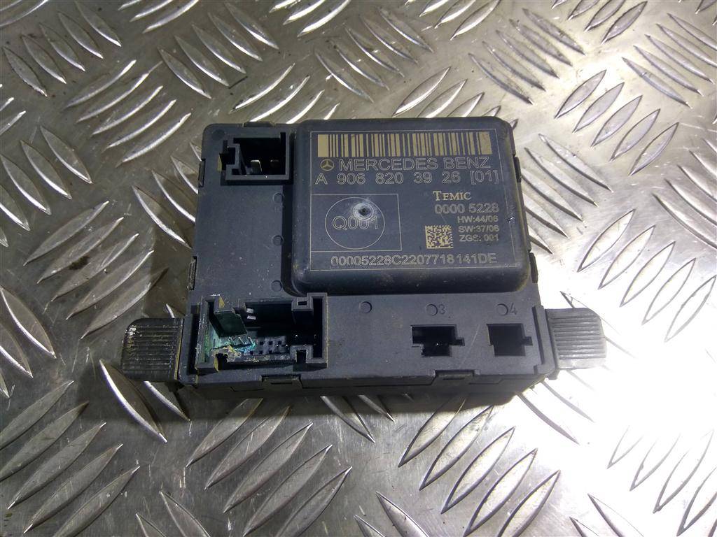 блок комфорта Volkswagen Crafter  9068203926, 1320 рублей, Москва