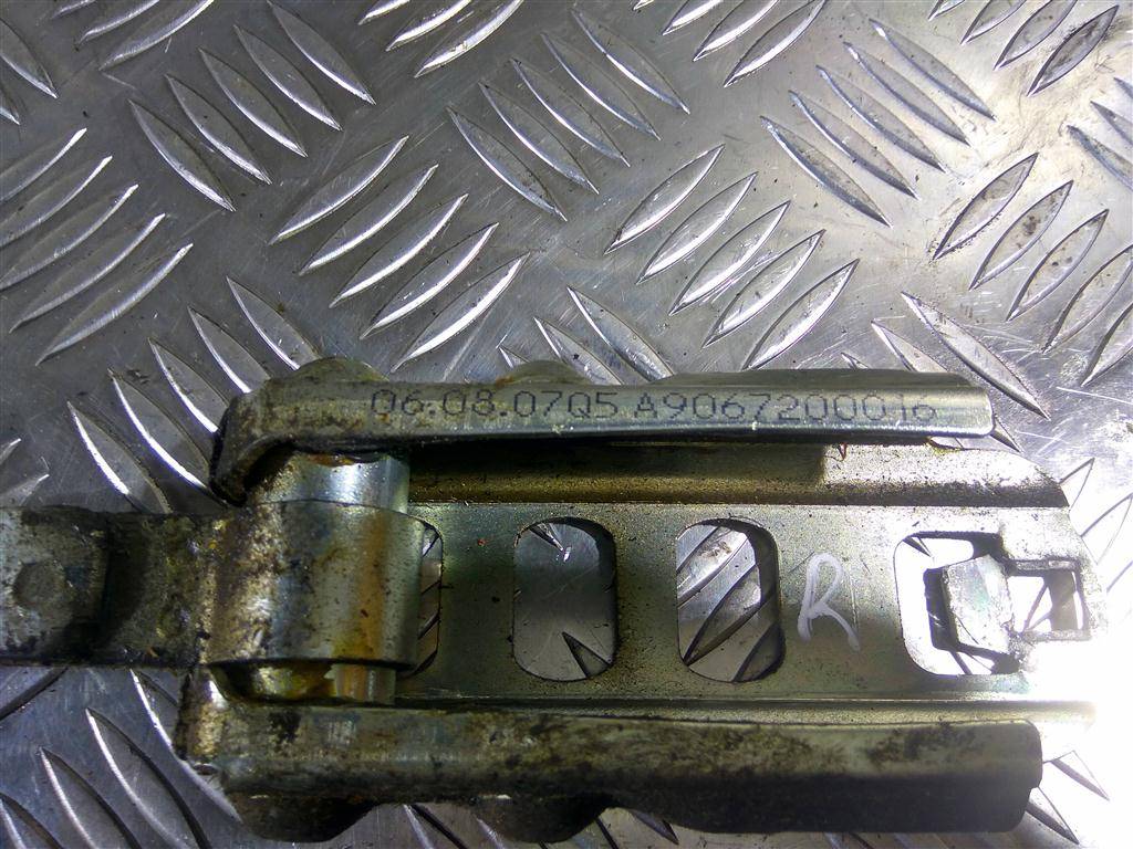 ограничитель двери Volkswagen Crafter  2E0837249B, 1440 рублей, Москва