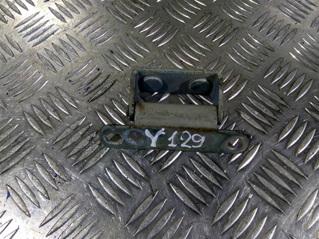 петля крышки багажника Hyundai Grand Starex  797104D000, 750 рублей, Москва