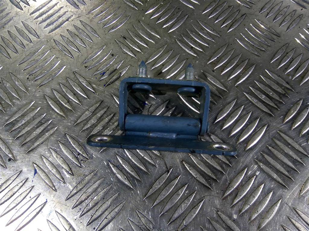 петля крышки багажника Hyundai Grand Starex  797104D000, 750 рублей, Москва