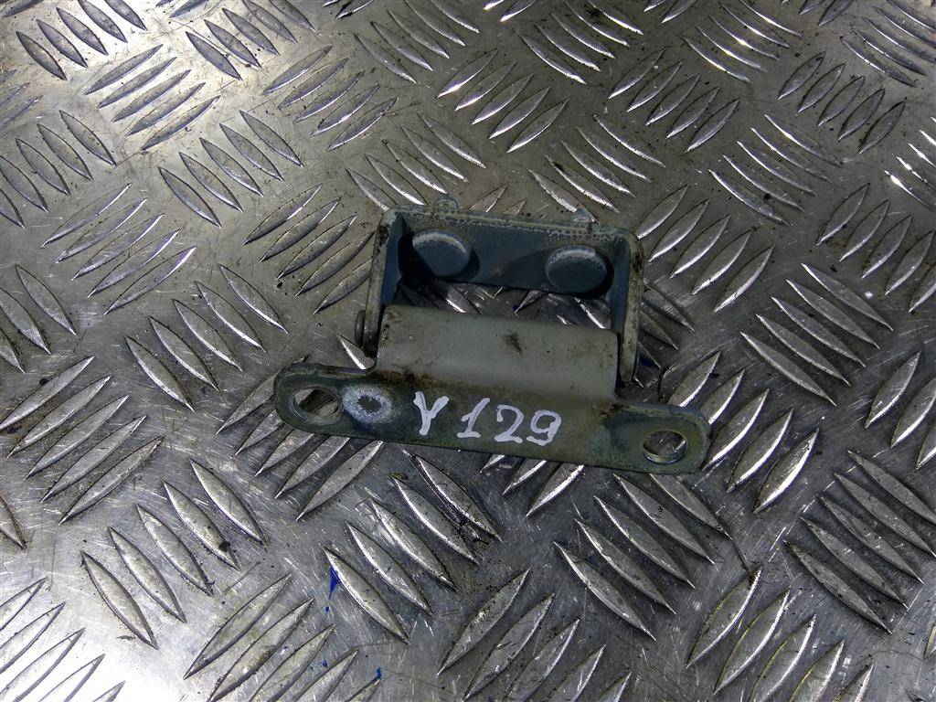 петля крышки багажника Hyundai Grand Starex  797104D000, 750 рублей, Москва