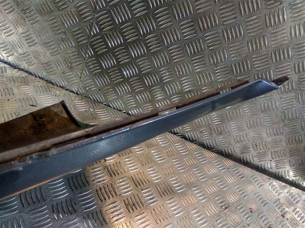 клык заднего бампера MERCEDES-BENZ Vito  A6398801571, 1900 рублей, Москва