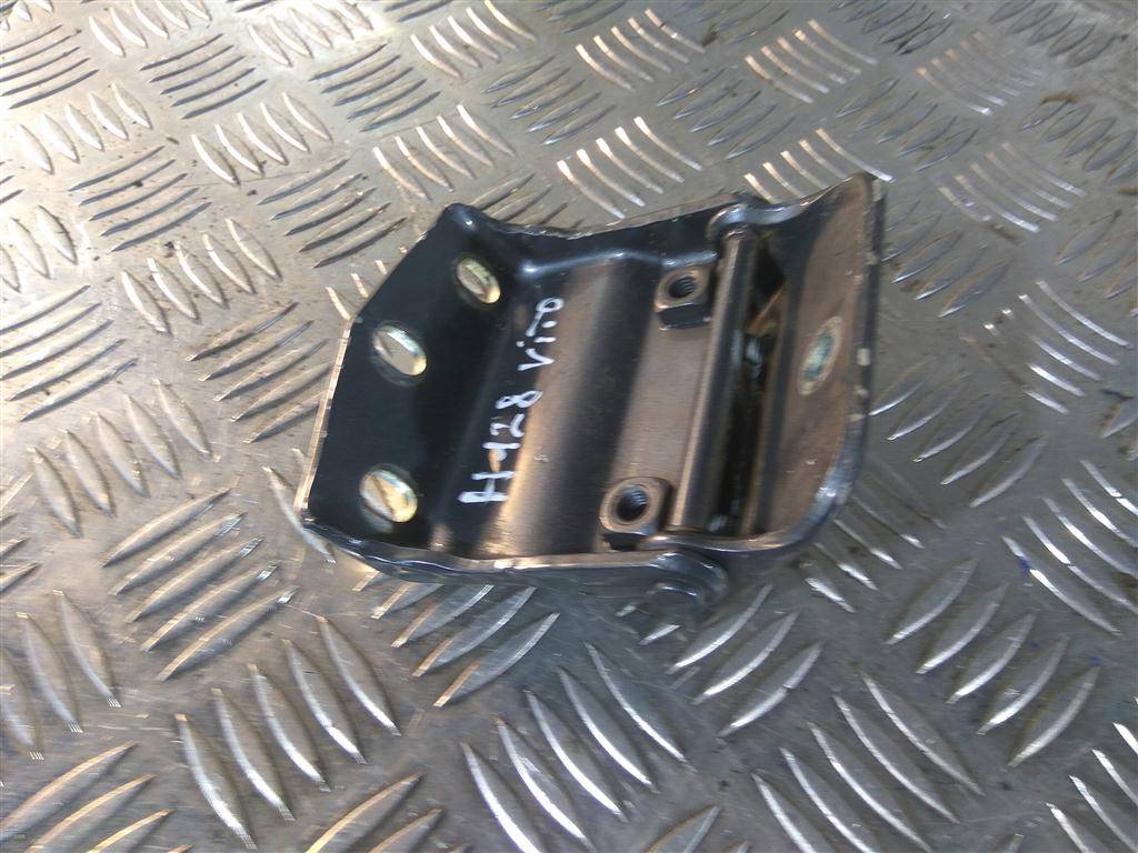 петля крышки багажника MERCEDES-BENZ Vito  A6397400037, 750 рублей, Москва