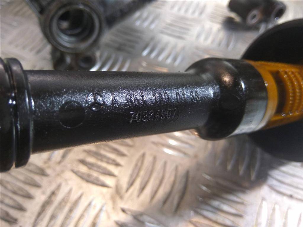 радиатор масляный MERCEDES-BENZ Vito  A6511800810, 860 рублей, Москва