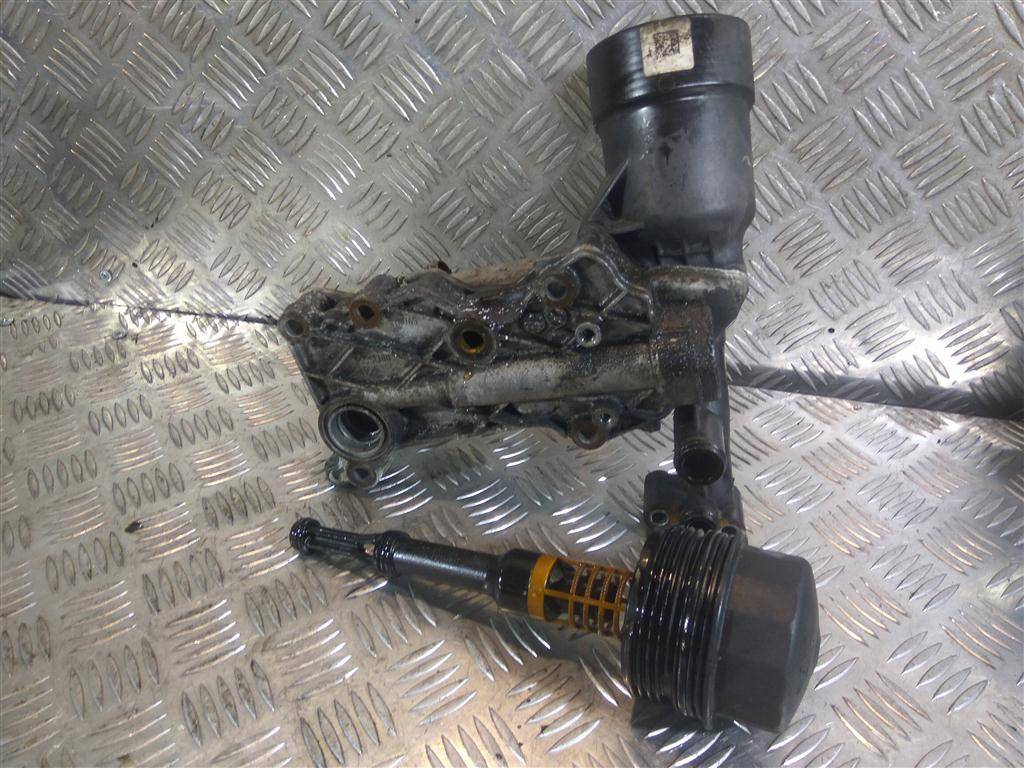 радиатор масляный MERCEDES-BENZ Vito  A6511800810, 860 рублей, Москва