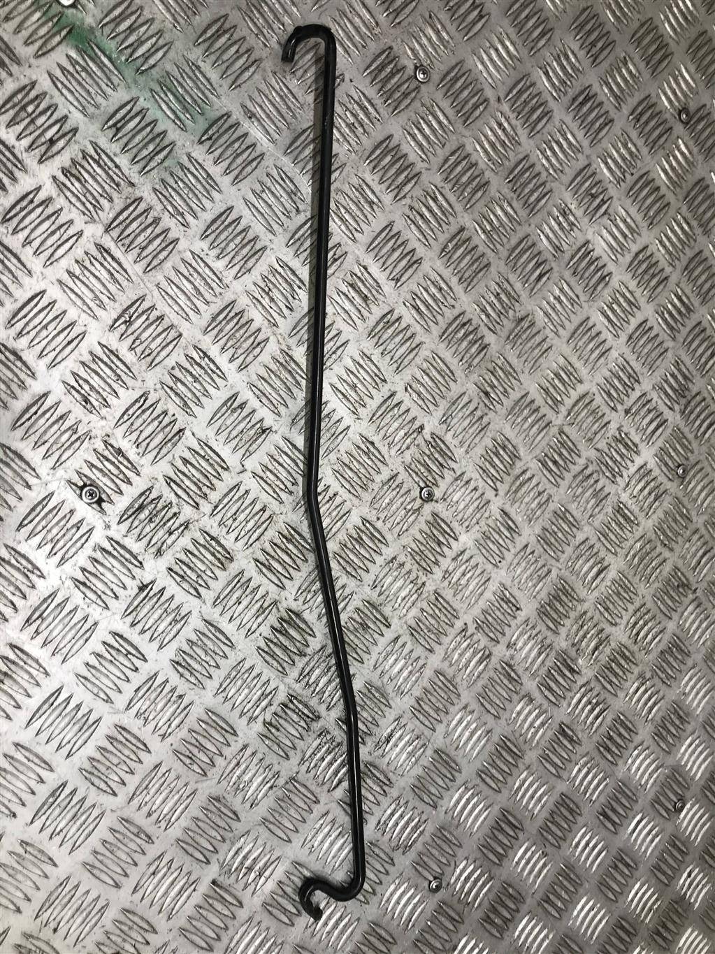 опора капота FORD Tourneo Connect  4610019, 750 рублей, Москва