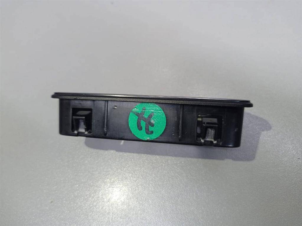 накладка торпедо MERCEDES-BENZ Vito  251636160R, 1320 рублей, Москва