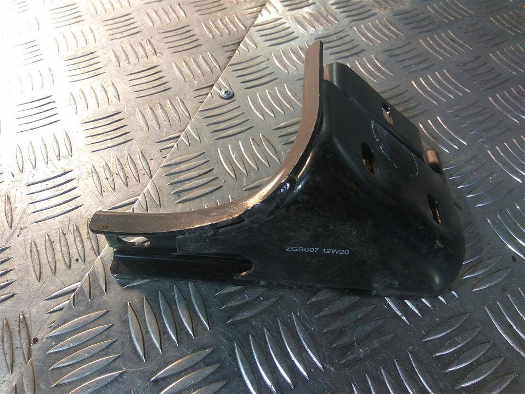 кронштейн двери сдвижной MERCEDES-BENZ Vito  A6397630014, 980 рублей, Москва