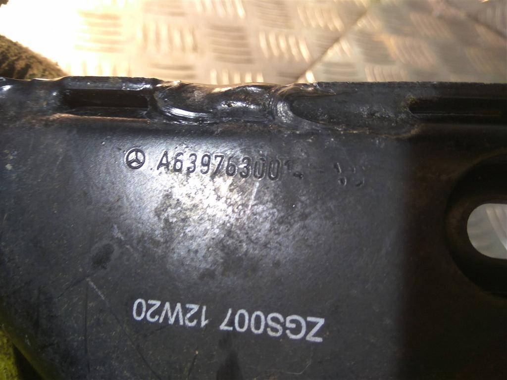 кронштейн двери сдвижной MERCEDES-BENZ Vito  A6397630014, 980 рублей, Москва