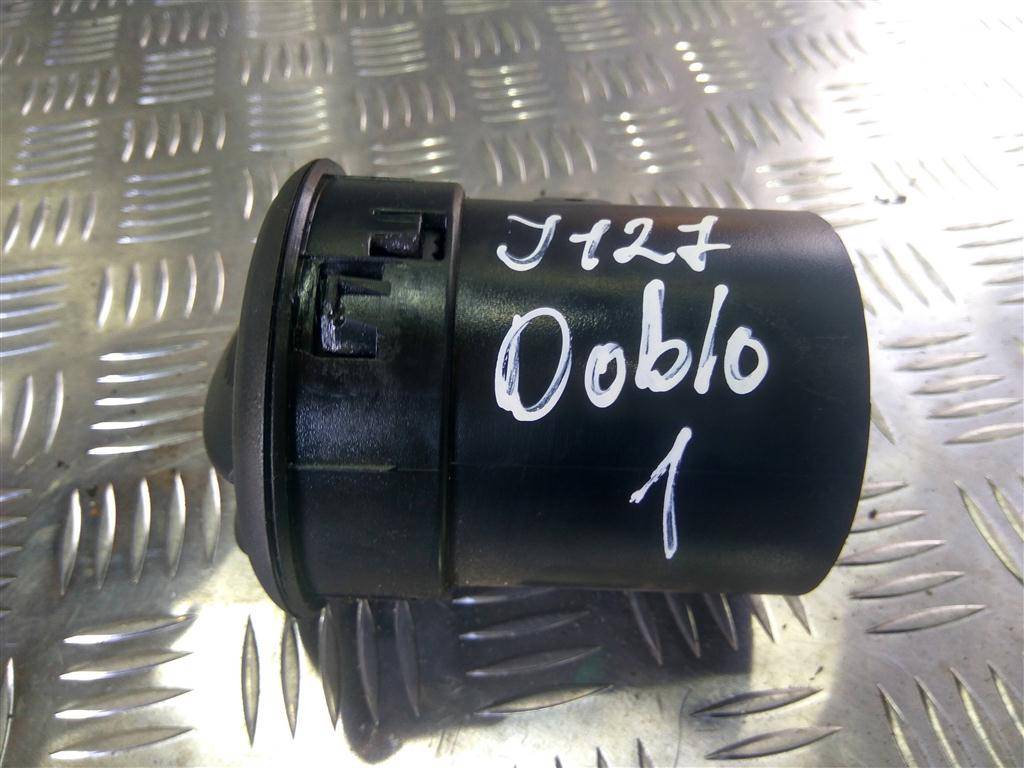 решетка воздуховода Fiat Doblo  735273079, 750 рублей, Москва