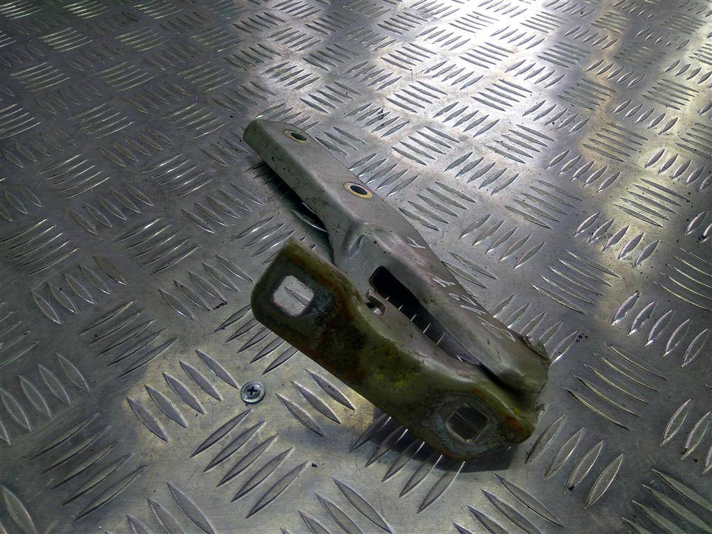 петля капота Fiat Doblo  46782384, 520 рублей, Москва