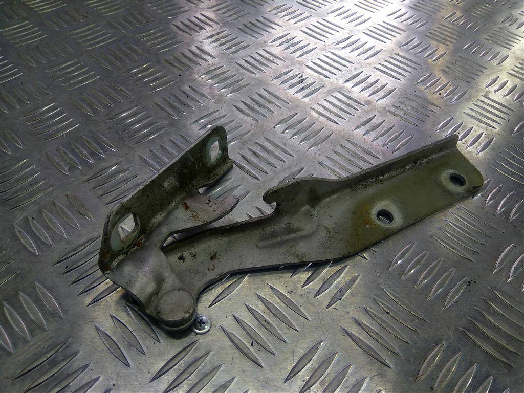 петля капота Fiat Doblo  46782383, 520 рублей, Москва