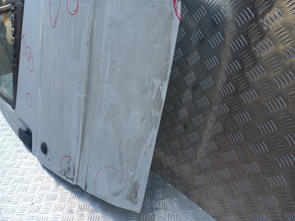 дверь FORD Transit  1717243, 5580 рублей, Москва