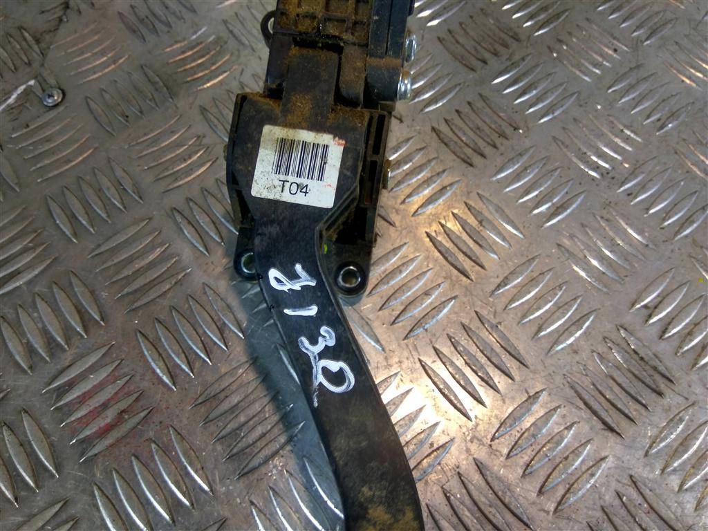 педаль газа Hyundai Grand Starex  327004H802, 1550 рублей, Москва