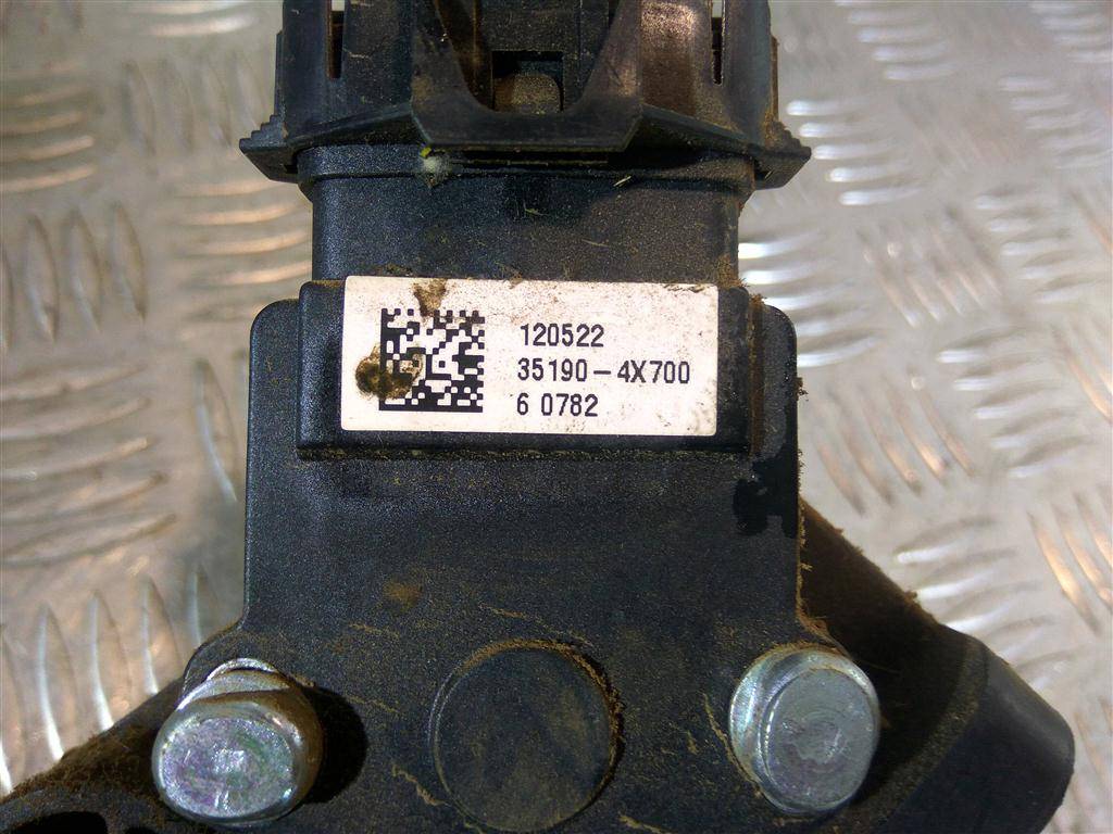 педаль газа Hyundai Grand Starex  327004H802, 1550 рублей, Москва