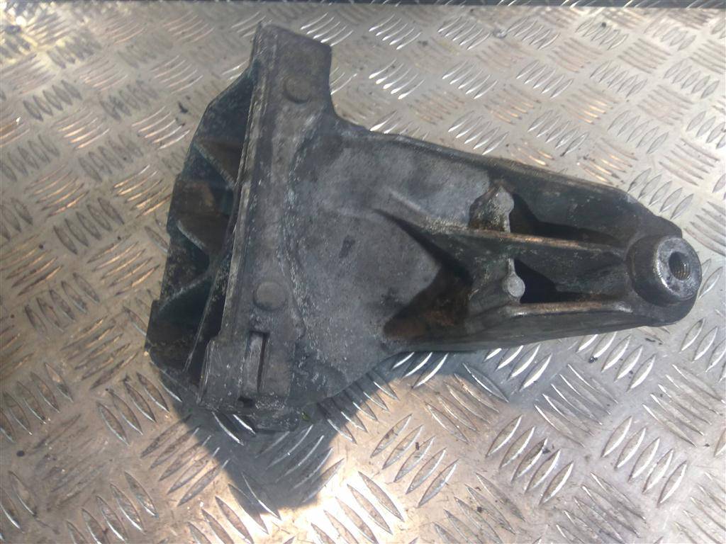 кронштейн двигателя (двс) MERCEDES-BENZ Vito  A6512231504, 2010 рублей, Москва