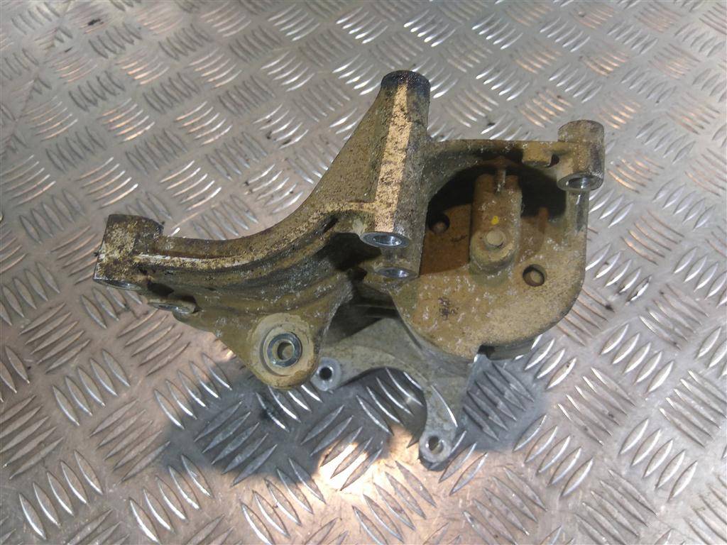 кронштейн гур Hyundai Grand Starex  252714A001, 750 рублей, Москва