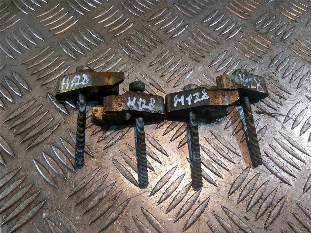 кронштейн форсунки топливной (зажим) MERCEDES-BENZ Vito  A6510160438, 750 рублей, Москва