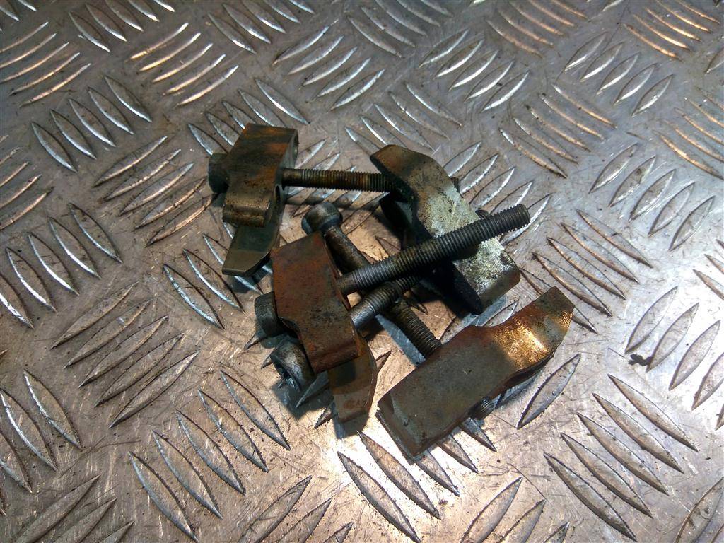 кронштейн форсунки топливной (зажим) MERCEDES-BENZ Vito  A6510160438, 750 рублей, Москва