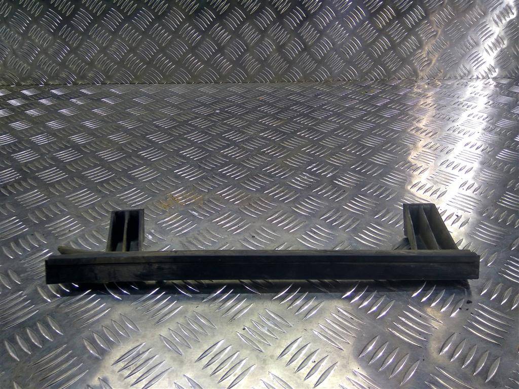 направляющая стекла двери Hyundai Grand Starex  825604H000, 750 рублей, Москва