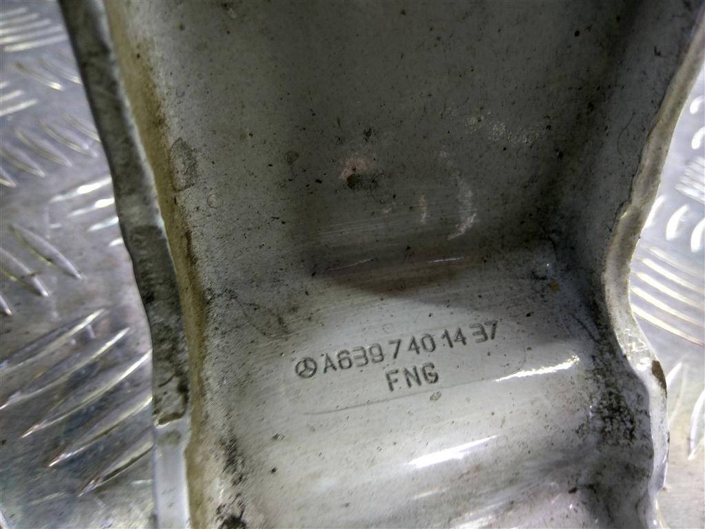 петля двери распашной MERCEDES-BENZ Vito  A6397401437, 630 рублей, Москва