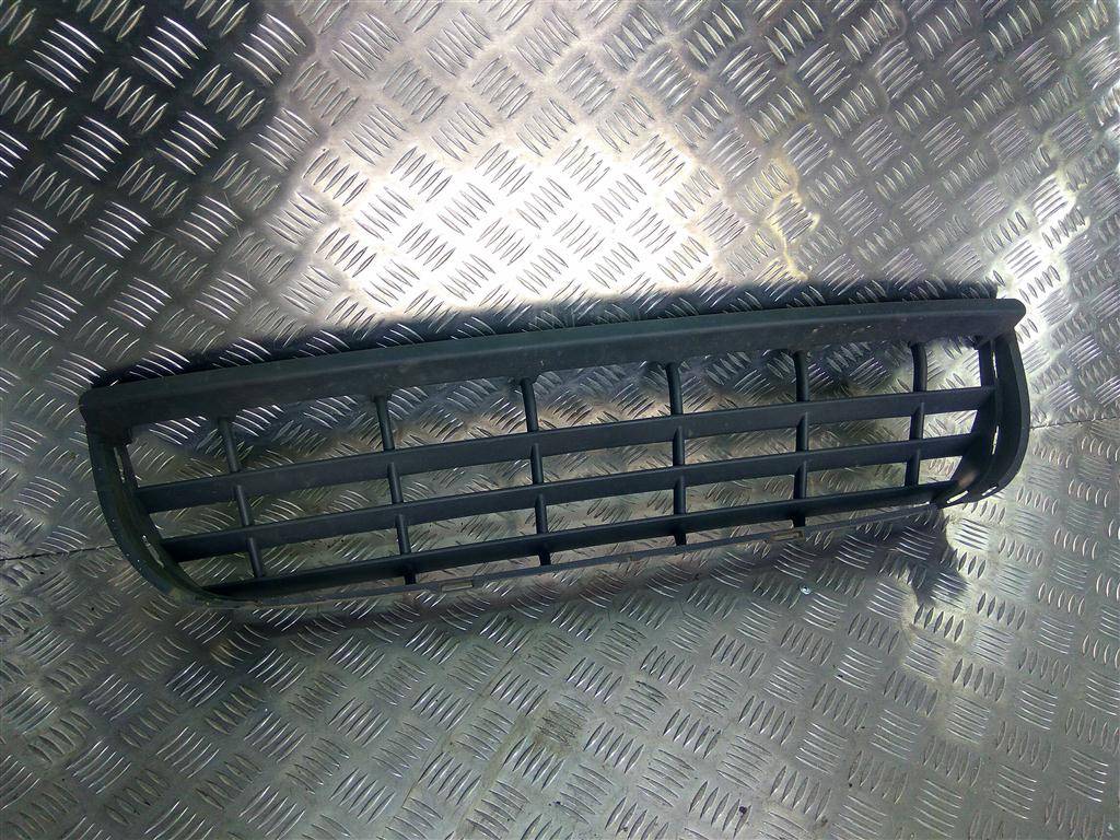 решетка бампера Volkswagen Crafter  2E0807835A, 980 рублей, Москва
