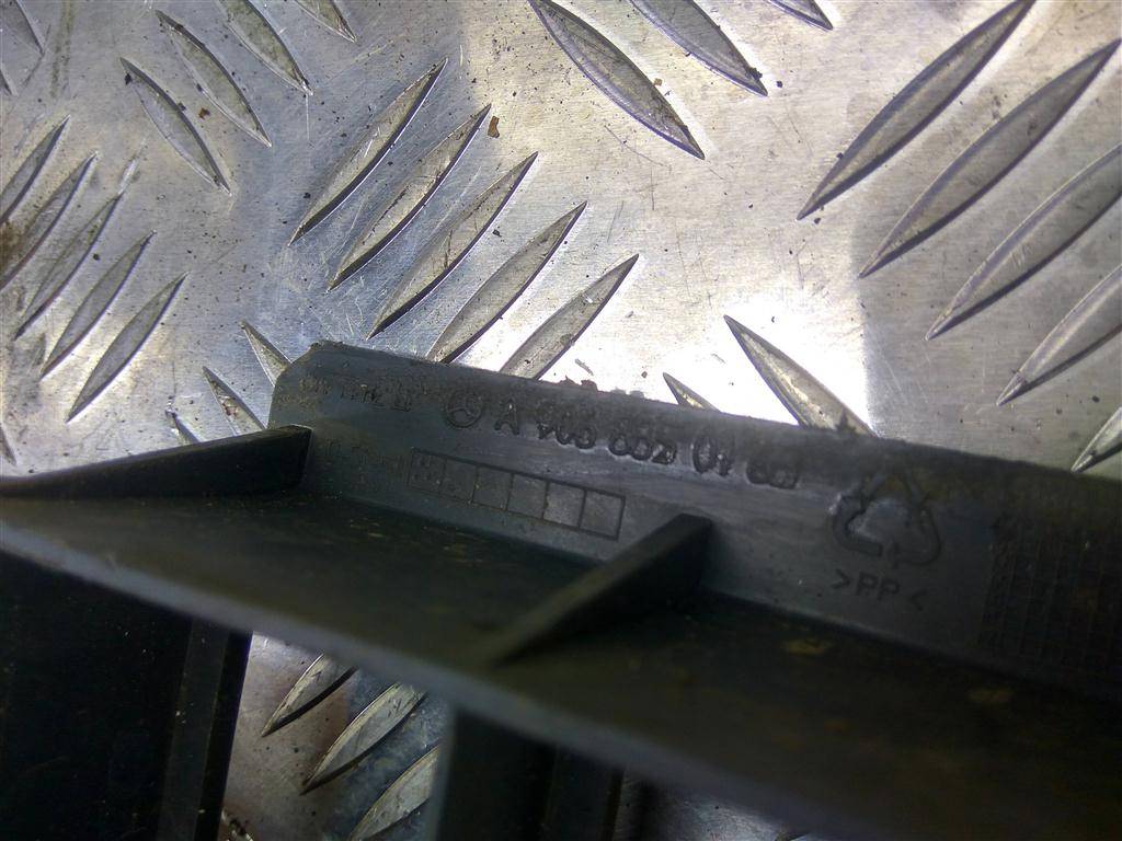 кронштейн бампера Volkswagen Crafter  2E0807177, 980 рублей, Москва