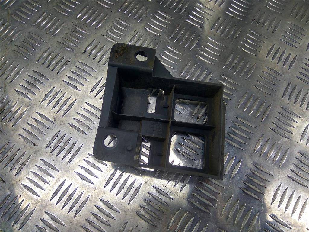 кронштейн бампера Volkswagen Crafter  2E0807177, 980 рублей, Москва