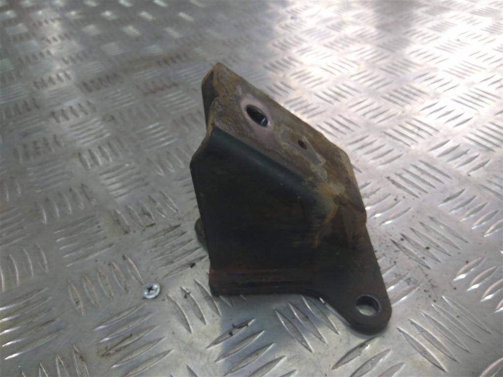 кронштейн двигателя (двс) Hyundai Grand Starex  216124A700, 750 рублей, Москва