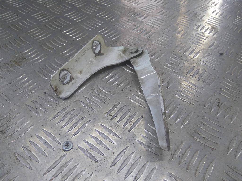 петля капота FORD Transit  1405813, 750 рублей, Москва