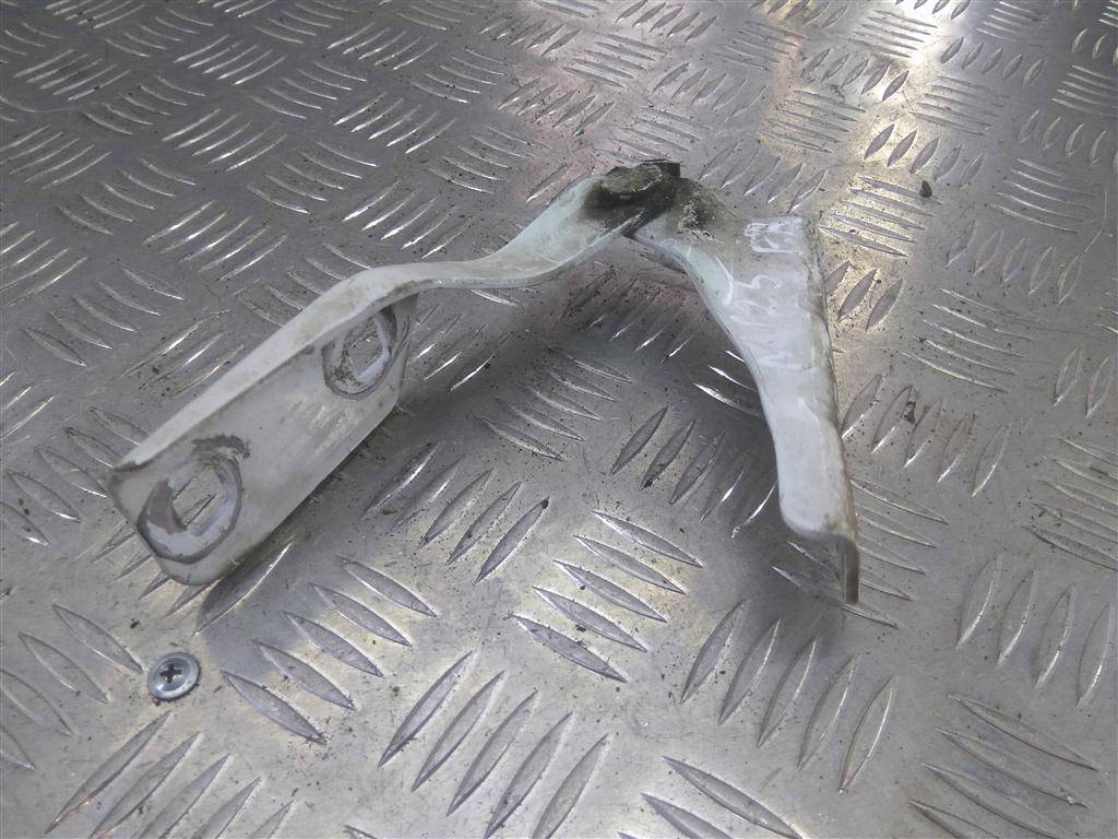 петля капота FORD Transit  1405813, 750 рублей, Москва