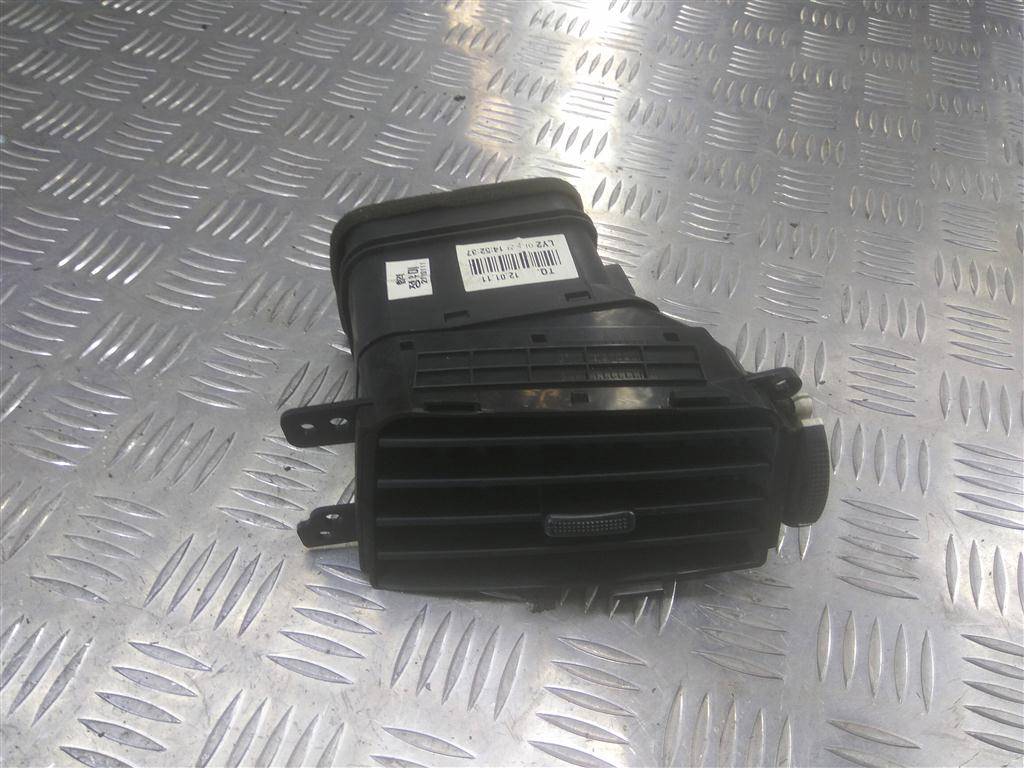 решетка воздуховода Hyundai Grand Starex  974504H000, 750 рублей, Москва