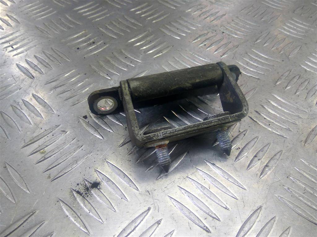 петля крышки багажника Hyundai Grand Starex  797104D000, 750 рублей, Москва
