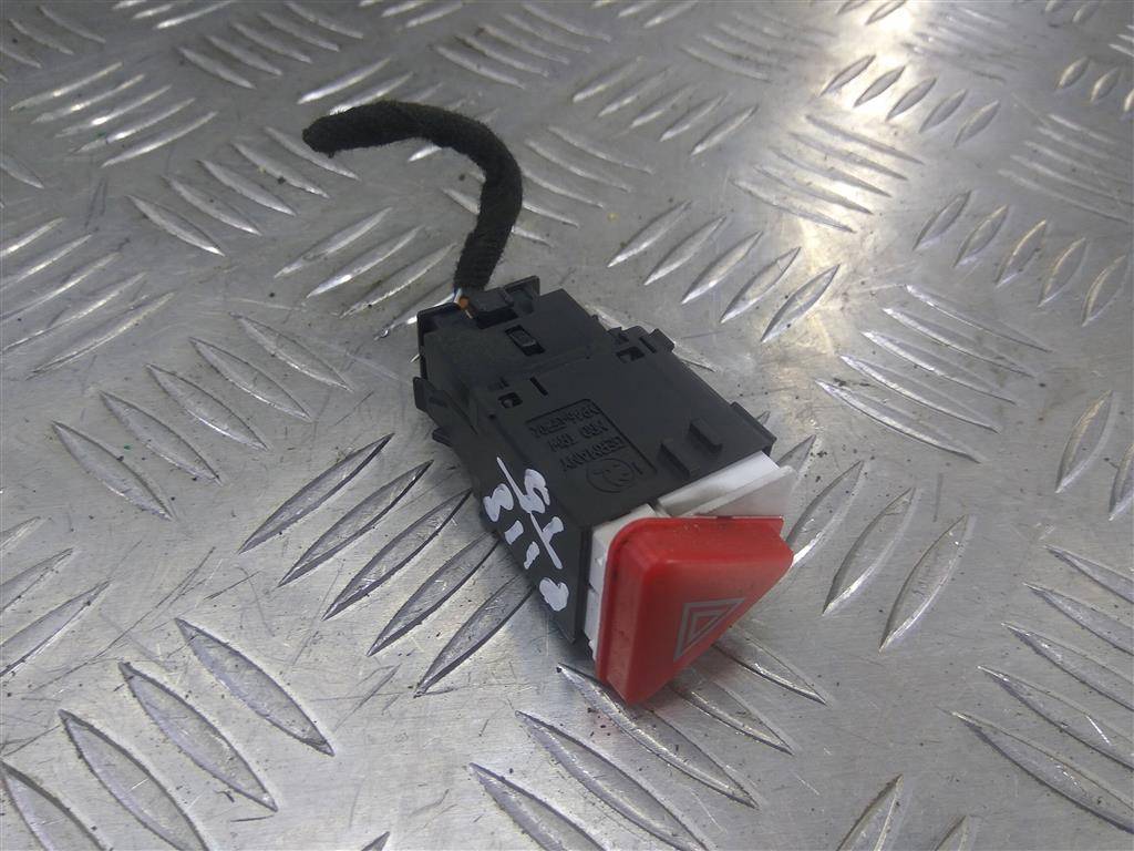 кнопка аварийной сигнализации Volkswagen Transporter  7H0857925, 750 рублей, Москва