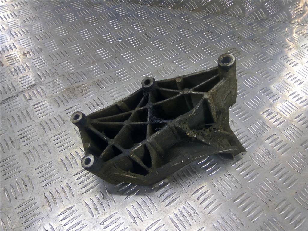 кронштейн генератора FORD Tourneo Connect  1543108, 630 рублей, Москва