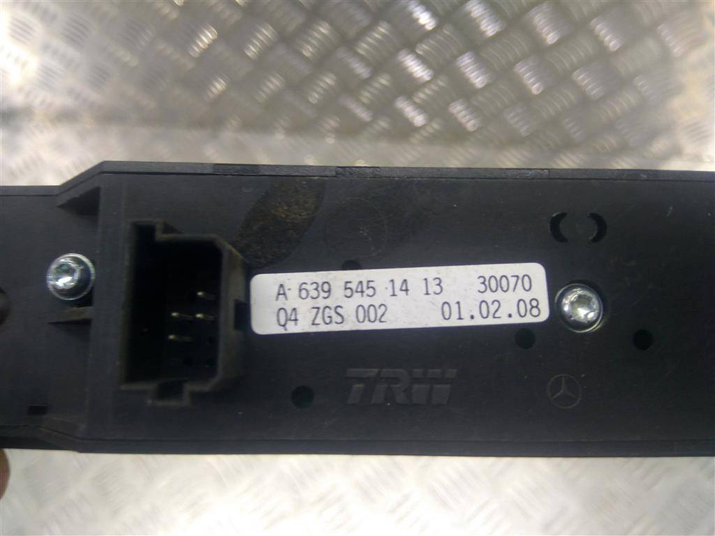 кнопка стеклоподъемника MERCEDES-BENZ Vito  A6395451413, 860 рублей, Москва